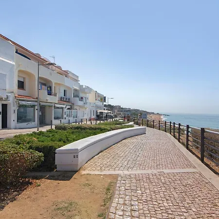 Mar A Vista *